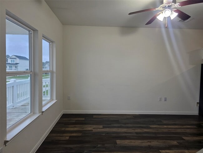 Photo - 6311 White Oak Dr