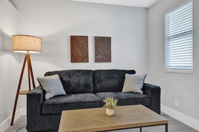 Photo - 50 Davie Blvd Unit SI FL2-ID1503995P