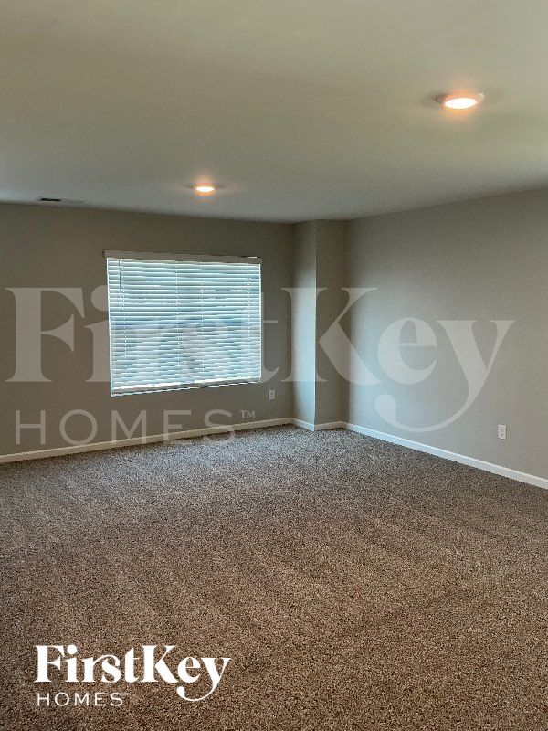 206 Graham Campbell Ln
