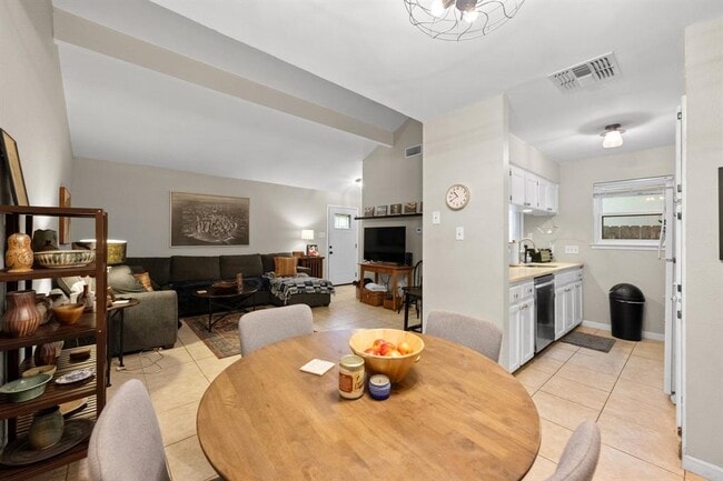 Photo - 12817 Hymeadow Dr