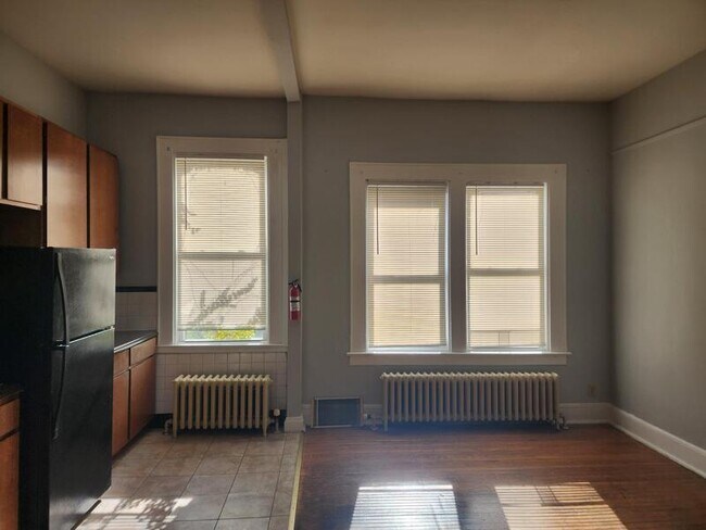 Photo - 192-194 Main Street - 14