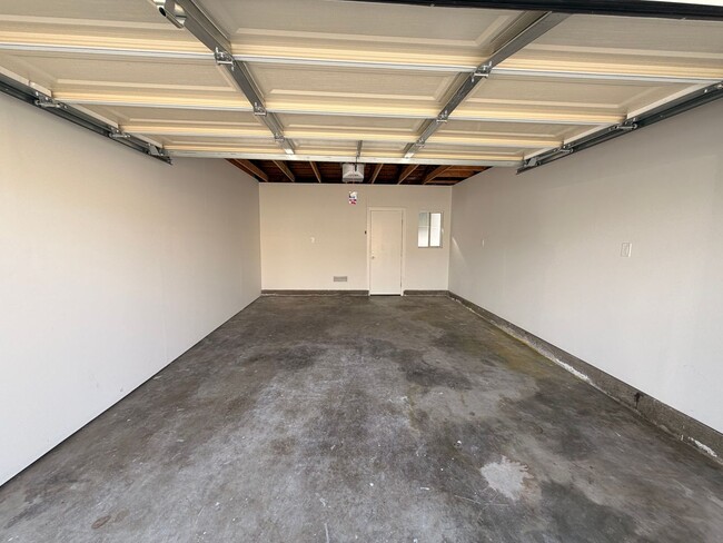 Photo - Beautiful 4 Bedroom Cypress House For Rent...