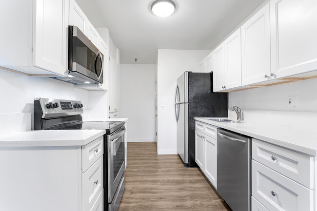 Sheri-Hill Apartments - Sheri-Hill Apartments