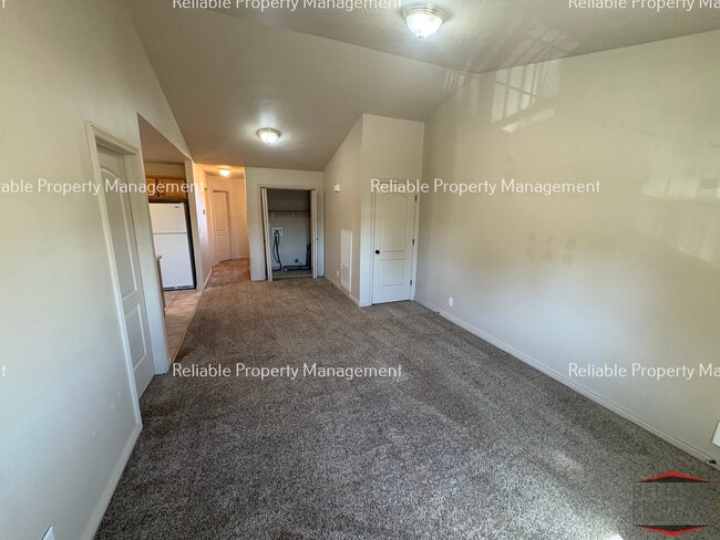 172 Stockham Blvd Unidad D