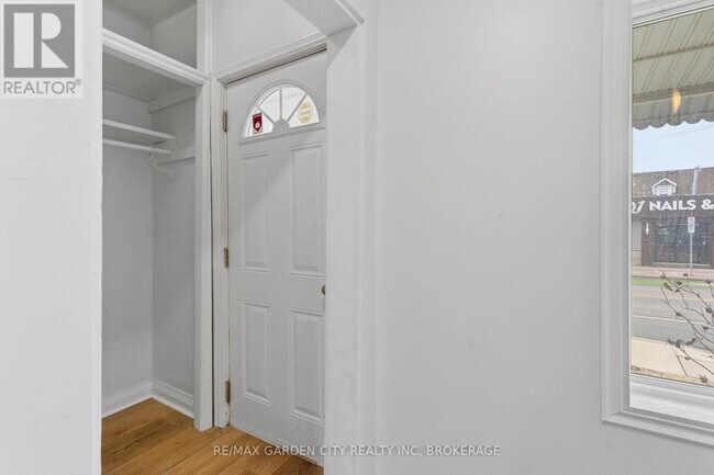 Photo - 25 Pelham Rd Unité Upper