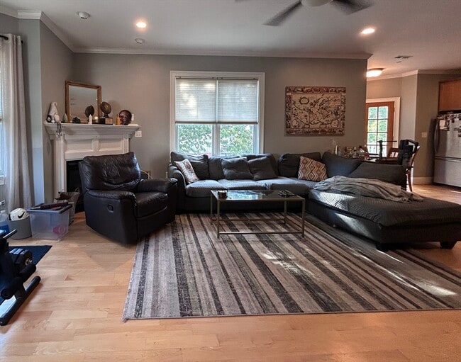 Photo - 19 Bellflower St Unit 4