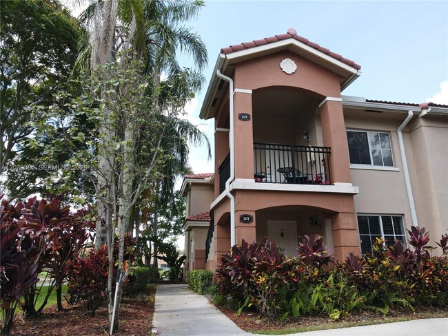 Building Photo - 3486 Briar Bay Blvd Unit 101