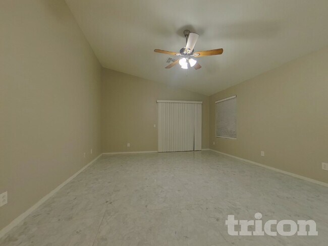 Photo - 24832 W Kowalsky Ln