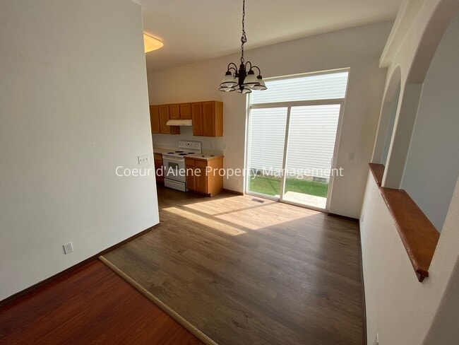 Photo - 3 bed house in Sunshine Meadows!