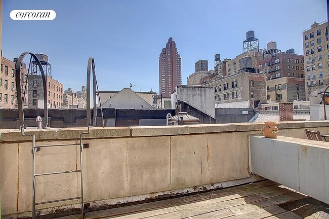 Photo - 423 Amsterdam Ave