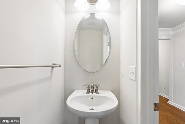 Photo - 101 Dallett Ln