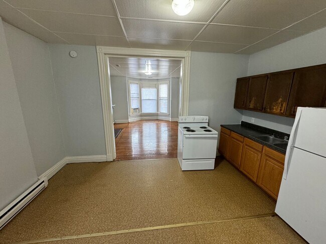 Photo - 432 W 3rd St Unit Apt #6