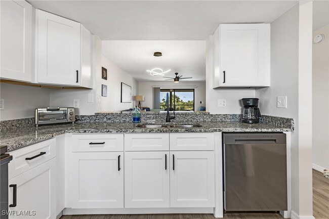 Photo - 12621 Kelly Sands Way Unidad 325