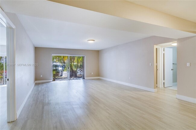 Building Photo - 8305 SW 72nd Ave Unit 105A