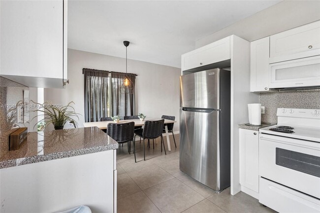 Photo - 435 NE 69th St Unit 1