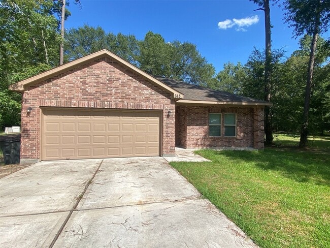 Building Photo - 618 Shady Lake Dr Rental