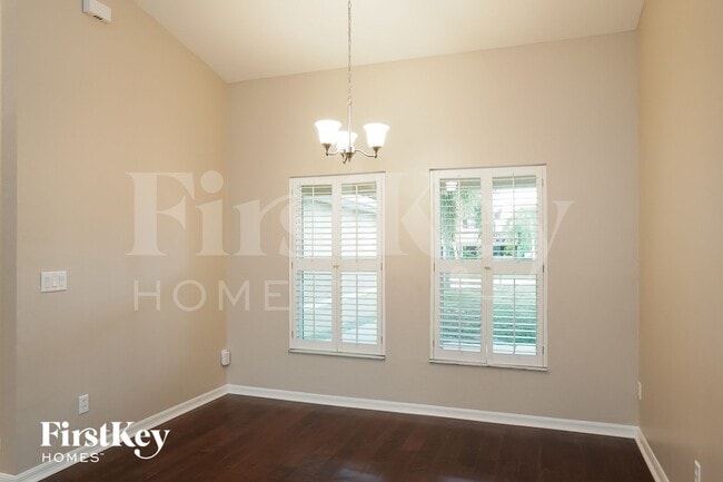 Photo - 18521 Olive Rd