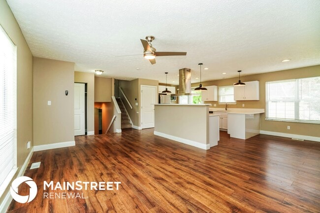 Photo - 557 Hunt Valley Dr