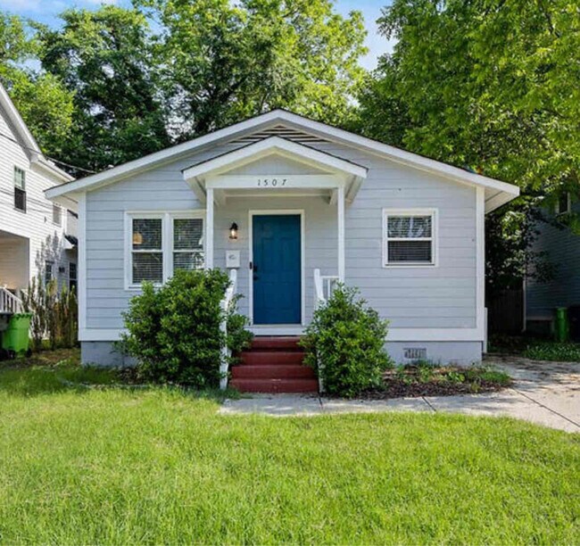 Photo - 1507 E Jones St House