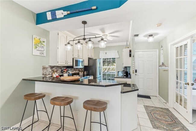 8161 Twelve Oaks Cir Unit 512