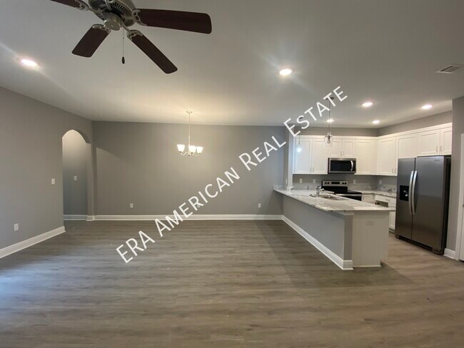 Photo - 997 Skylark Rd
