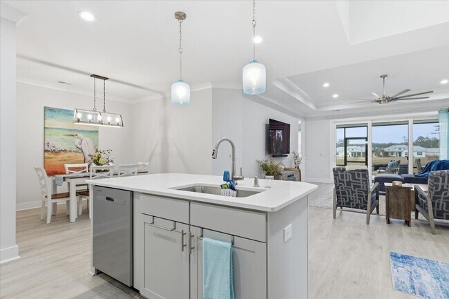 119 Blue Starfish Ln