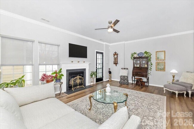 Photo - 4100 Christine Ln