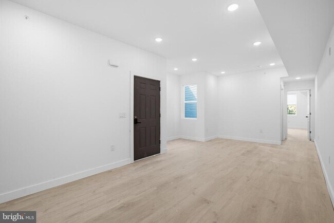 Photo - 2326 N 16th St Unit 3