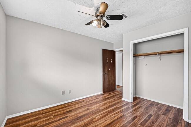 Photo - 3602 Cedarcrest Dr