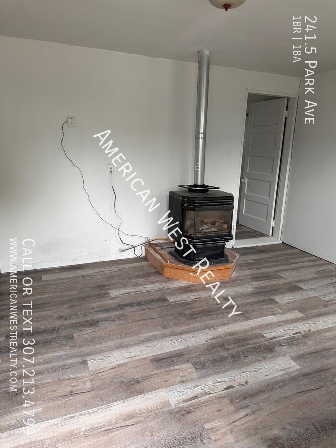 Photo - 241.5 Park Ave