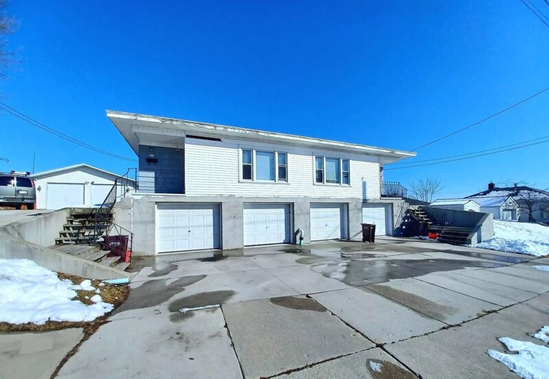 Photo - 411-413 N 5th St