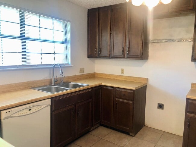 Photo - Pre leasing now for 4/1/2026