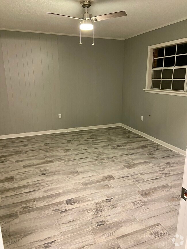 Building Photo - 1604 43rd Ave Rental