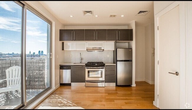 Building Photo - 25 Montrose Ave Unit 704 Rental