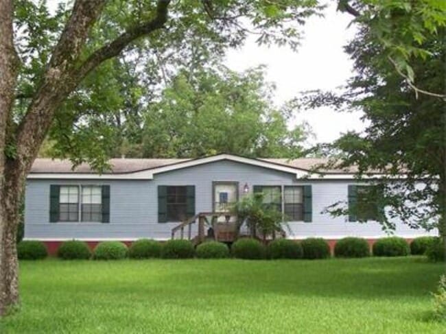 Building Photo - Coming Soon: Renovated 3-Bed, 2-Bath Home in Byron!