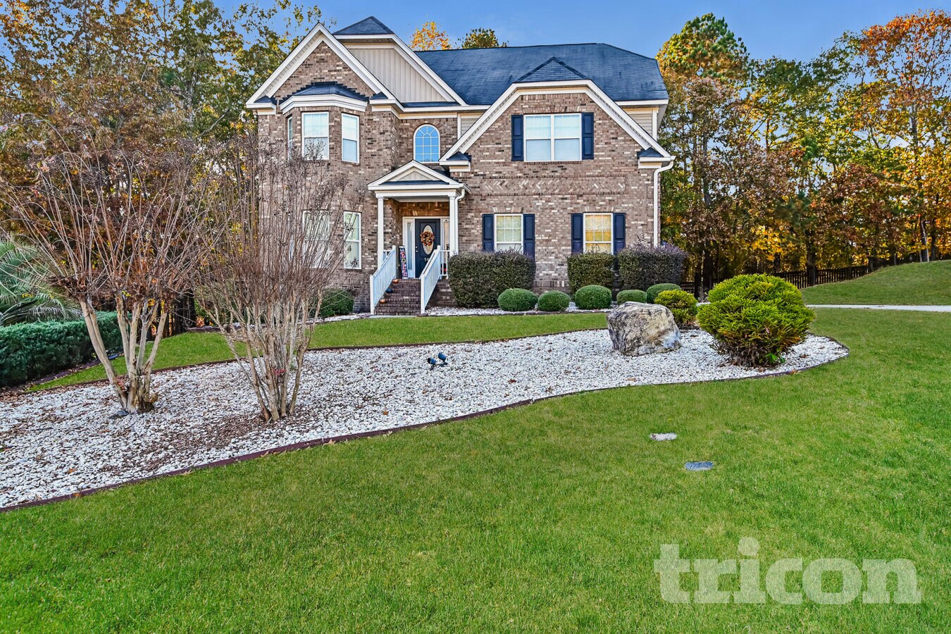 Photo - 560 Grey Hawk Ln