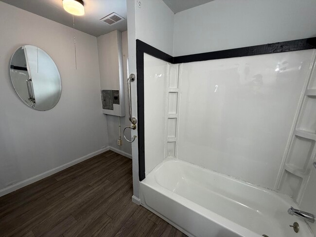 Photo - 1606 Glenview-