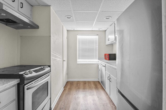Photo - 2325 W Pensacola St Unit 121