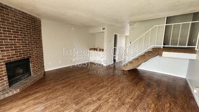 Photo - 1315 Eastgate Dr