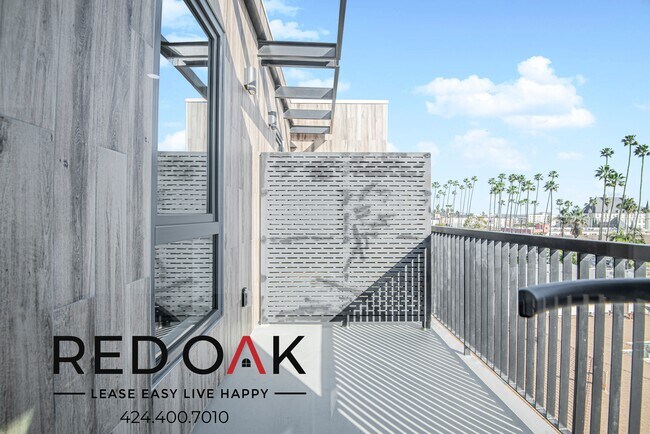 Photo - 1860 N Western Ave Unidad P15