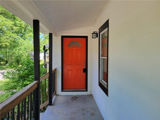 Photo - 1221 Campbellton Pl SW