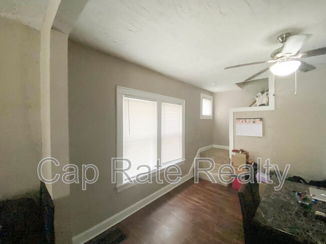 Photo - 616 S Ogden Ave