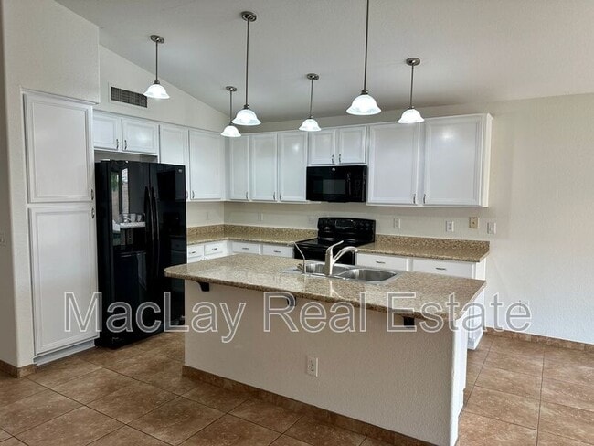 Photo - 1704 E Heather Ave