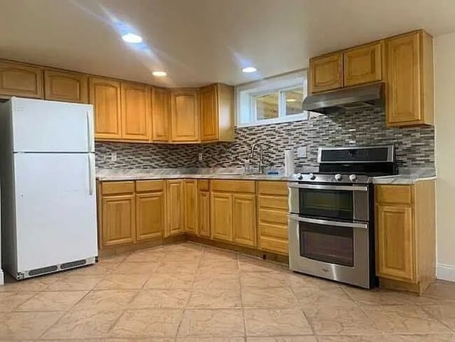 Photo - For Rent - Charming 2 Bed / 1 Bath Home in Stormville, NY (1,000 Sq Ft)