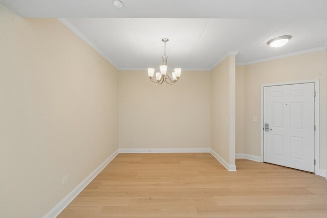 Photo - 511 Prestwick Ln