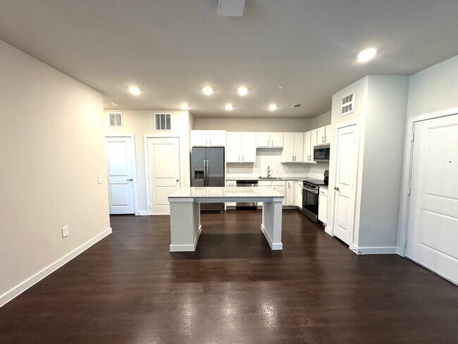 Building Photo - 455 Elevon Pkwy Unit 051103