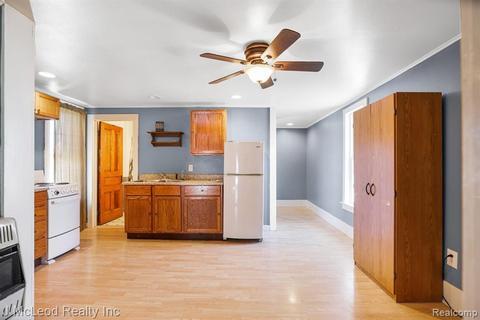 Photo - 4689 Center St Unit 1/2