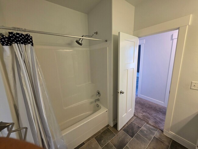 415 N 360 W Unit P