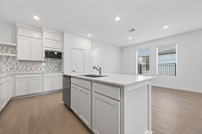 Photo - 27435 Sunterra Village Dr