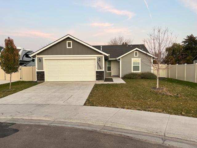 Building Photo - 15066 N Bonelli Ave